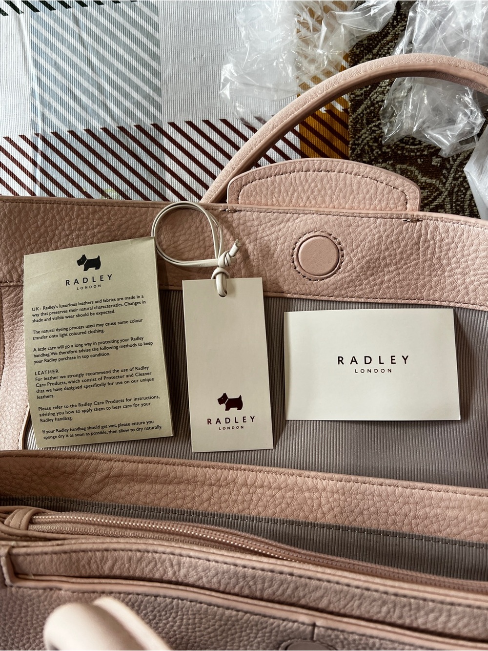 RADLEY London Pebble Leather Shoulder Bag - Burnham Beeches - Blush - Picture 7 of 9